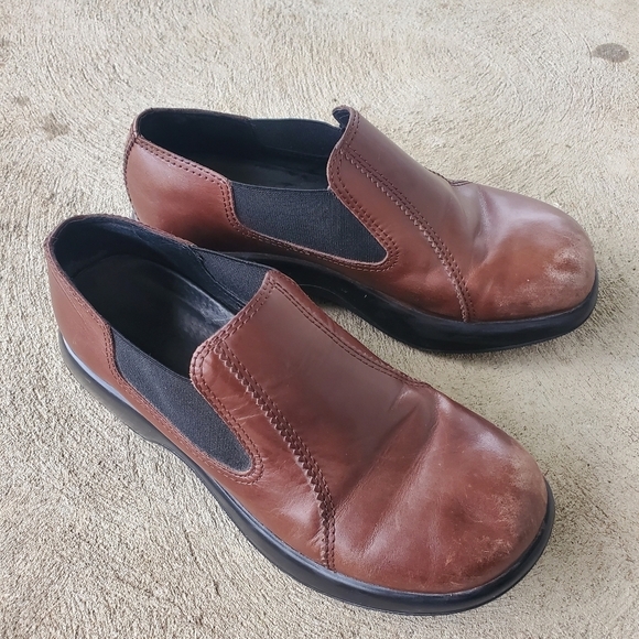 Dansko Shoes - Womens dansko 39 size 9 clogs slip on chunky leather brown comfort nursing work